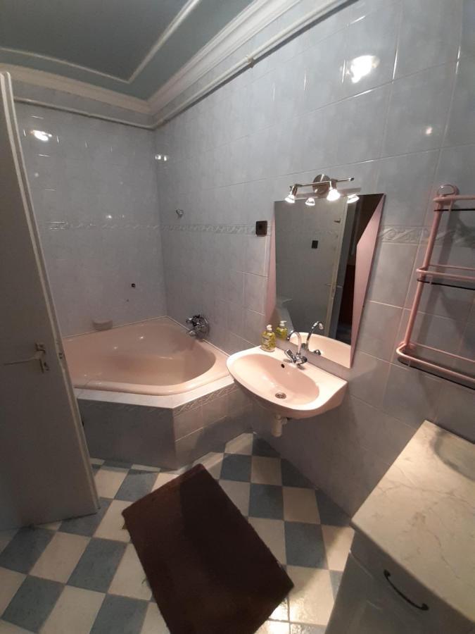 Dunafoldvar Gabor Pal 1 Apartman 1 Szoba מראה חיצוני תמונה